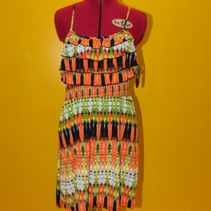 NWT - Volume One Juniors Midi/Knee Dress Size - XL